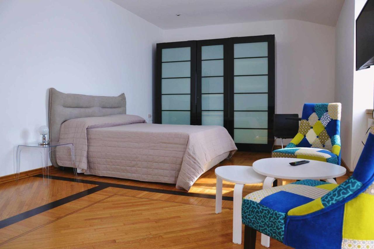 Bed and Breakfast Beb Cornelia Атри Экстерьер фото